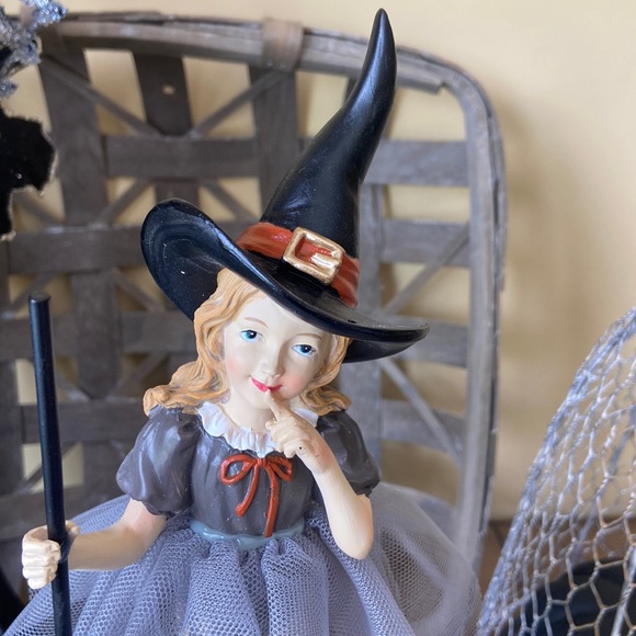 NEW! Fall Halloween Vintage Inspired Witch School Girl Figurine Statue - Picture 2 of 10